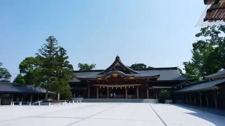 寒川神社の本殿・本堂