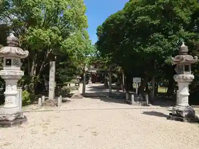 白山社の鳥居