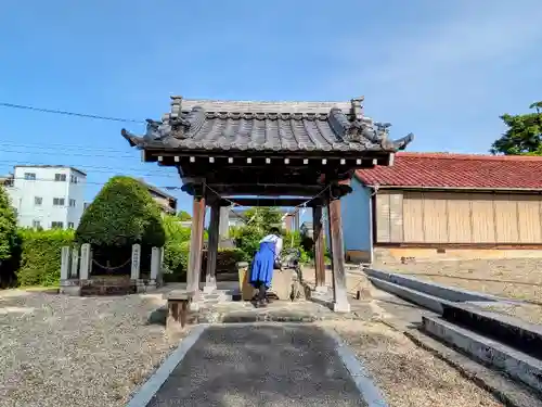 日吉山王社の手水舎
