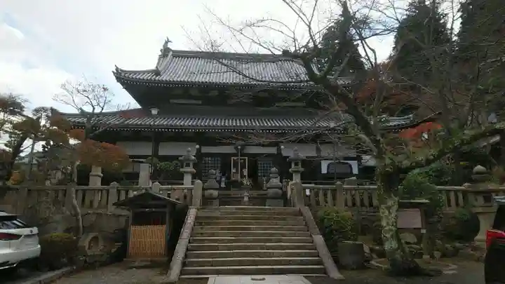 温泉寺の本殿・本堂