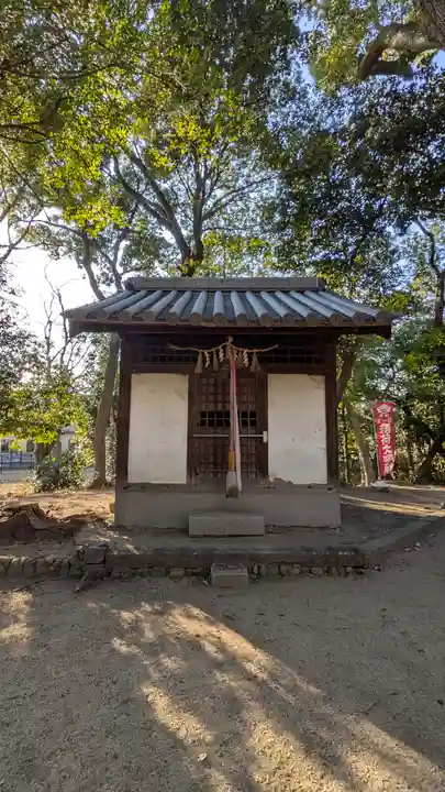 新屋坐天照御魂神社(西河原鎮座)の末社・摂社