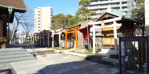 鶴見神社の末社・摂社
