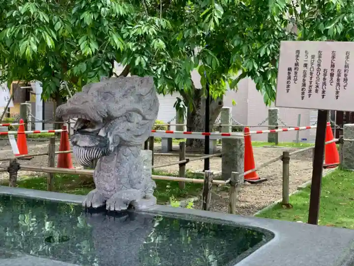 嶺白山神社の手水舎