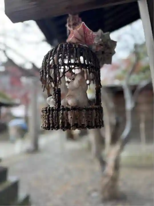 彌彦神社 (伊夜日子神社)の像