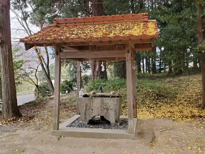 杉森神社の手水舎