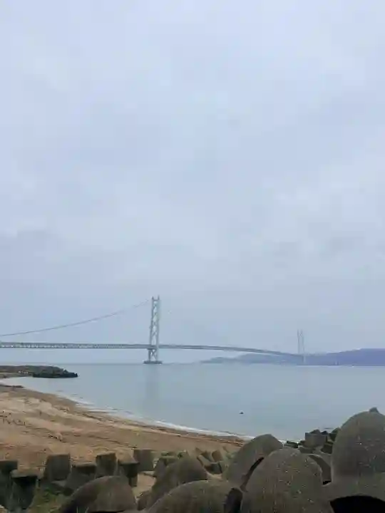 舞子六神社/まいこむの宮の{uncategorized: "未分類", other: "その他", undefined: "問題あり", building: "その他建物", grave: "お墓", sacred_gate: "鳥居", guardian: "狛犬", statue: "像", buddha: "仏像", history: "歴史", nature: "自然", garden: "庭園", animal: "動物", pagoda: "塔", temizu: "手水舎", mountain_gate: "山門・神門", sanctuary: "本殿・本堂", subordinate: "末社・摂社", art: "芸術", scenery: "景色", jizo: "地蔵", ema: "絵馬", goshuin: "御朱印", omikuji: "おみくじ", items: "授与品その他", amulet: "お守り", goshuincho: "御朱印帳", eats: "食事", festival: "お祭り", votive_dance: "神楽", shichigosan: "七五三参", wedding: "結婚式", experience: "体験その他", initially: "初詣", around: "周辺", anti_infection: "感染症対策"}