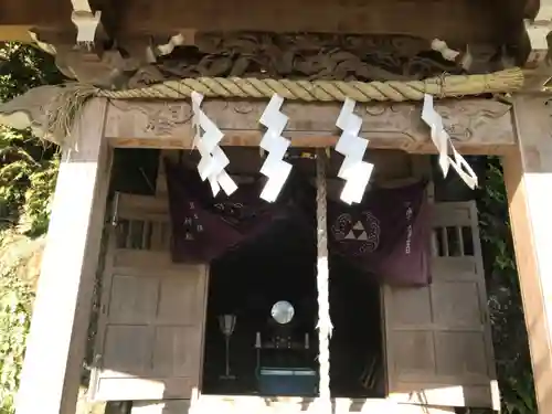 銭洗弁財天宇賀福神社の本殿・本堂