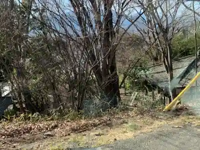 甲府成田山不動堂の周辺