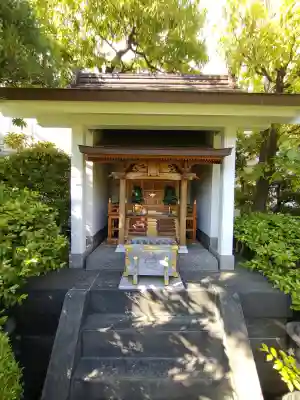 朝日弁財天の{uncategorized: "未分類", other: "その他", undefined: "問題あり", building: "その他建物", grave: "お墓", sacred_gate: "鳥居", guardian: "狛犬", statue: "像", buddha: "仏像", history: "歴史", nature: "自然", garden: "庭園", animal: "動物", pagoda: "塔", temizu: "手水舎", mountain_gate: "山門・神門", sanctuary: "本殿・本堂", subordinate: "末社・摂社", art: "芸術", scenery: "景色", jizo: "地蔵", ema: "絵馬", goshuin: "御朱印", omikuji: "おみくじ", items: "授与品その他", amulet: "お守り", goshuincho: "御朱印帳", eats: "食事", festival: "お祭り", votive_dance: "神楽", shichigosan: "七五三参", wedding: "結婚式", experience: "体験その他", initially: "初詣", around: "周辺", anti_infection: "感染症対策"}