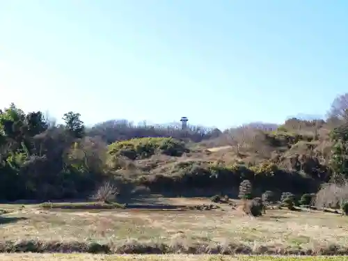 伊古乃速御玉比売神社奥宮の{uncategorized: "未分類", other: "その他", undefined: "問題あり", building: "その他建物", grave: "お墓", sacred_gate: "鳥居", guardian: "狛犬", statue: "像", buddha: "仏像", history: "歴史", nature: "自然", garden: "庭園", animal: "動物", pagoda: "塔", temizu: "手水舎", mountain_gate: "山門・神門", sanctuary: "本殿・本堂", subordinate: "末社・摂社", art: "芸術", scenery: "景色", jizo: "地蔵", ema: "絵馬", goshuin: "御朱印", omikuji: "おみくじ", items: "授与品その他", amulet: "お守り", goshuincho: "御朱印帳", eats: "食事", festival: "お祭り", votive_dance: "神楽", shichigosan: "七五三参", wedding: "結婚式", experience: "体験その他", initially: "初詣", around: "周辺", anti_infection: "感染症対策"}