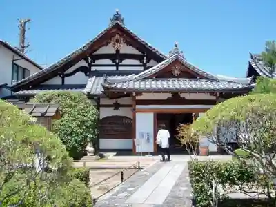 弘源寺の本殿・本堂