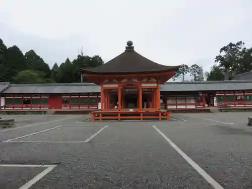 美濃國一宮　南宮大社の本殿・本堂