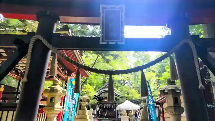 新屋山神社(山梨県)
