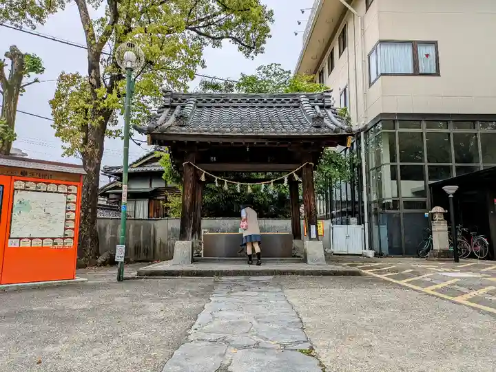 深川神社の手水舎