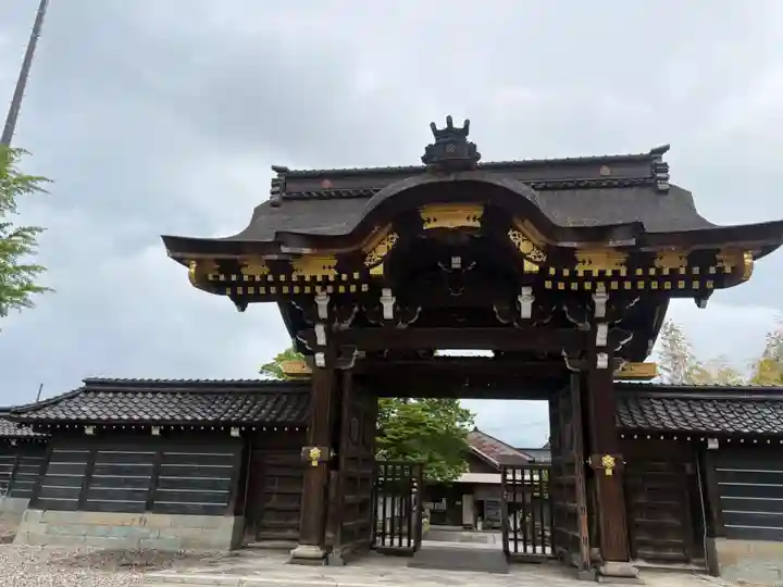 勝興寺(富山県)