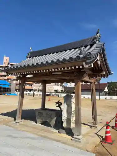 大窪八幡宮の手水舎