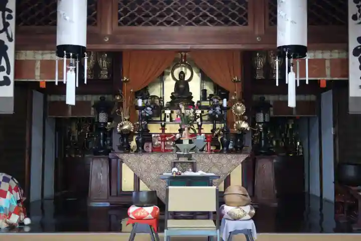 栽松寺の本殿・本堂