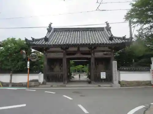 穴太寺の山門・神門