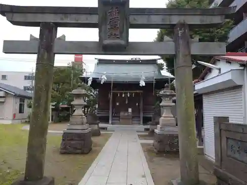 押切稲荷神社の鳥居