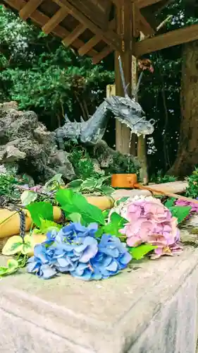 畑子安神社の手水舎