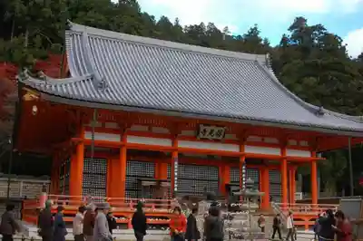 勝尾寺の本殿・本堂