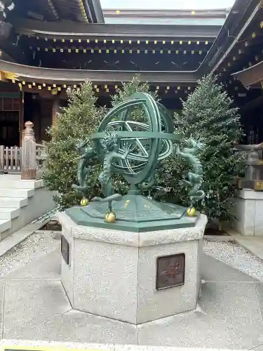 寒川神社の{uncategorized: "未分類", other: "その他", undefined: "問題あり", building: "その他建物", grave: "お墓", sacred_gate: "鳥居", guardian: "狛犬", statue: "像", buddha: "仏像", history: "歴史", nature: "自然", garden: "庭園", animal: "動物", pagoda: "塔", temizu: "手水舎", mountain_gate: "山門・神門", sanctuary: "本殿・本堂", subordinate: "末社・摂社", art: "芸術", scenery: "景色", jizo: "地蔵", ema: "絵馬", goshuin: "御朱印", omikuji: "おみくじ", items: "授与品その他", amulet: "お守り", goshuincho: "御朱印帳", eats: "食事", festival: "お祭り", votive_dance: "神楽", shichigosan: "七五三参", wedding: "結婚式", experience: "体験その他", initially: "初詣", around: "周辺", anti_infection: "感染症対策"}