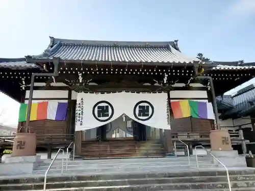 善導寺の本殿・本堂