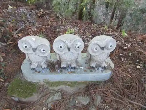 鷲子山上神社の狛犬