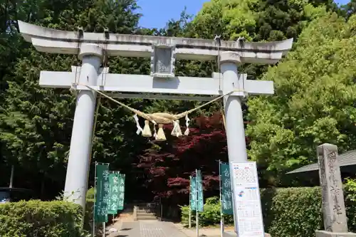 滑川神社 - 仕事と子どもの守り神の鳥居