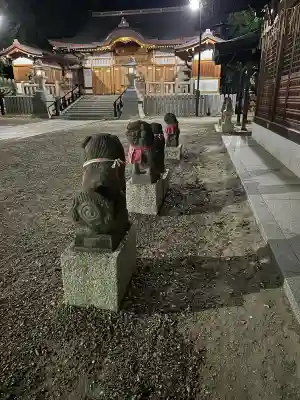 茨木神社の{uncategorized: "未分類", other: "その他", undefined: "問題あり", building: "その他建物", grave: "お墓", sacred_gate: "鳥居", guardian: "狛犬", statue: "像", buddha: "仏像", history: "歴史", nature: "自然", garden: "庭園", animal: "動物", pagoda: "塔", temizu: "手水舎", mountain_gate: "山門・神門", sanctuary: "本殿・本堂", subordinate: "末社・摂社", art: "芸術", scenery: "景色", jizo: "地蔵", ema: "絵馬", goshuin: "御朱印", omikuji: "おみくじ", items: "授与品その他", amulet: "お守り", goshuincho: "御朱印帳", eats: "食事", festival: "お祭り", votive_dance: "神楽", shichigosan: "七五三参", wedding: "結婚式", experience: "体験その他", initially: "初詣", around: "周辺", anti_infection: "感染症対策"}