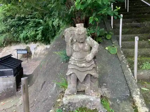 長秀寺{永代供養やすらぎ納骨堂・浪切不動尊}の仏像