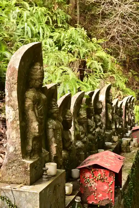 施法寺(東大寺末寺)(愛媛県)
