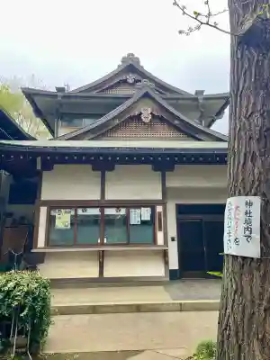 上高田氷川神社の{uncategorized: "未分類", other: "その他", undefined: "問題あり", building: "その他建物", grave: "お墓", sacred_gate: "鳥居", guardian: "狛犬", statue: "像", buddha: "仏像", history: "歴史", nature: "自然", garden: "庭園", animal: "動物", pagoda: "塔", temizu: "手水舎", mountain_gate: "山門・神門", sanctuary: "本殿・本堂", subordinate: "末社・摂社", art: "芸術", scenery: "景色", jizo: "地蔵", ema: "絵馬", goshuin: "御朱印", omikuji: "おみくじ", items: "授与品その他", amulet: "お守り", goshuincho: "御朱印帳", eats: "食事", festival: "お祭り", votive_dance: "神楽", shichigosan: "七五三参", wedding: "結婚式", experience: "体験その他", initially: "初詣", around: "周辺", anti_infection: "感染症対策"}