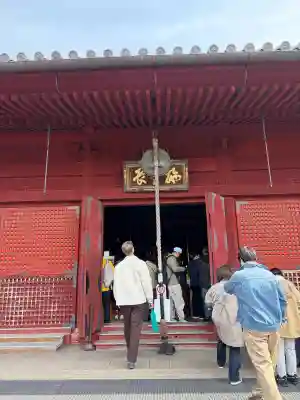 清水観音堂の{uncategorized: "未分類", other: "その他", undefined: "問題あり", building: "その他建物", grave: "お墓", sacred_gate: "鳥居", guardian: "狛犬", statue: "像", buddha: "仏像", history: "歴史", nature: "自然", garden: "庭園", animal: "動物", pagoda: "塔", temizu: "手水舎", mountain_gate: "山門・神門", sanctuary: "本殿・本堂", subordinate: "末社・摂社", art: "芸術", scenery: "景色", jizo: "地蔵", ema: "絵馬", goshuin: "御朱印", omikuji: "おみくじ", items: "授与品その他", amulet: "お守り", goshuincho: "御朱印帳", eats: "食事", festival: "お祭り", votive_dance: "神楽", shichigosan: "七五三参", wedding: "結婚式", experience: "体験その他", initially: "初詣", around: "周辺", anti_infection: "感染症対策"}