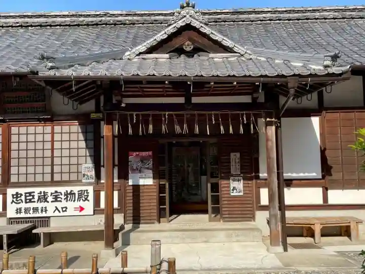 大石神社の{uncategorized: "未分類", other: "その他", undefined: "問題あり", building: "その他建物", grave: "お墓", sacred_gate: "鳥居", guardian: "狛犬", statue: "像", buddha: "仏像", history: "歴史", nature: "自然", garden: "庭園", animal: "動物", pagoda: "塔", temizu: "手水舎", mountain_gate: "山門・神門", sanctuary: "本殿・本堂", subordinate: "末社・摂社", art: "芸術", scenery: "景色", jizo: "地蔵", ema: "絵馬", goshuin: "御朱印", omikuji: "おみくじ", items: "授与品その他", amulet: "お守り", goshuincho: "御朱印帳", eats: "食事", festival: "お祭り", votive_dance: "神楽", shichigosan: "七五三参", wedding: "結婚式", experience: "体験その他", initially: "初詣", around: "周辺", anti_infection: "感染症対策"}
