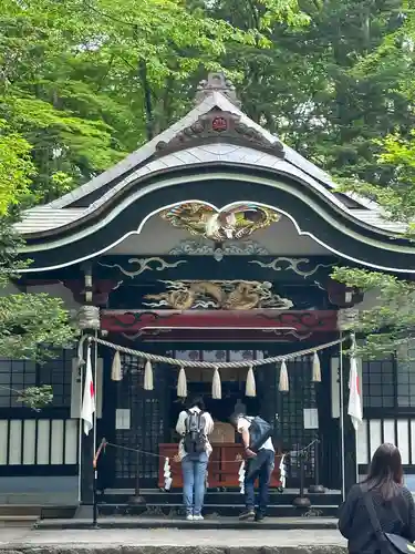新屋山神社(山梨県)