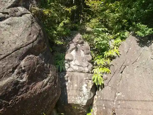 阿賀神社の建物その他