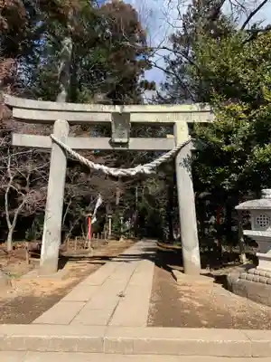 間々田八幡宮の鳥居