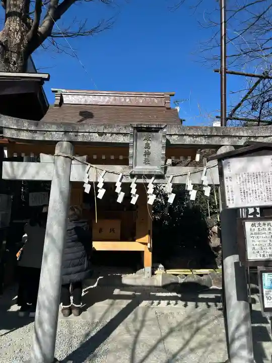 川越熊野神社の{uncategorized: "未分類", other: "その他", undefined: "問題あり", building: "その他建物", grave: "お墓", sacred_gate: "鳥居", guardian: "狛犬", statue: "像", buddha: "仏像", history: "歴史", nature: "自然", garden: "庭園", animal: "動物", pagoda: "塔", temizu: "手水舎", mountain_gate: "山門・神門", sanctuary: "本殿・本堂", subordinate: "末社・摂社", art: "芸術", scenery: "景色", jizo: "地蔵", ema: "絵馬", goshuin: "御朱印", omikuji: "おみくじ", items: "授与品その他", amulet: "お守り", goshuincho: "御朱印帳", eats: "食事", festival: "お祭り", votive_dance: "神楽", shichigosan: "七五三参", wedding: "結婚式", experience: "体験その他", initially: "初詣", around: "周辺", anti_infection: "感染症対策"}