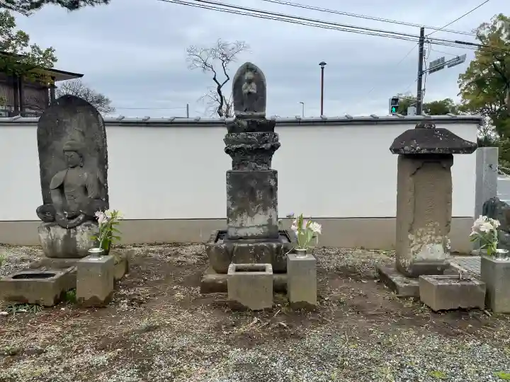 西善院の{uncategorized: "未分類", other: "その他", undefined: "問題あり", building: "その他建物", grave: "お墓", sacred_gate: "鳥居", guardian: "狛犬", statue: "像", buddha: "仏像", history: "歴史", nature: "自然", garden: "庭園", animal: "動物", pagoda: "塔", temizu: "手水舎", mountain_gate: "山門・神門", sanctuary: "本殿・本堂", subordinate: "末社・摂社", art: "芸術", scenery: "景色", jizo: "地蔵", ema: "絵馬", goshuin: "御朱印", omikuji: "おみくじ", items: "授与品その他", amulet: "お守り", goshuincho: "御朱印帳", eats: "食事", festival: "お祭り", votive_dance: "神楽", shichigosan: "七五三参", wedding: "結婚式", experience: "体験その他", initially: "初詣", around: "周辺", anti_infection: "感染症対策"}