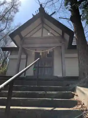 熊碓神社の{uncategorized: "未分類", other: "その他", undefined: "問題あり", building: "その他建物", grave: "お墓", sacred_gate: "鳥居", guardian: "狛犬", statue: "像", buddha: "仏像", history: "歴史", nature: "自然", garden: "庭園", animal: "動物", pagoda: "塔", temizu: "手水舎", mountain_gate: "山門・神門", sanctuary: "本殿・本堂", subordinate: "末社・摂社", art: "芸術", scenery: "景色", jizo: "地蔵", ema: "絵馬", goshuin: "御朱印", omikuji: "おみくじ", items: "授与品その他", amulet: "お守り", goshuincho: "御朱印帳", eats: "食事", festival: "お祭り", votive_dance: "神楽", shichigosan: "七五三参", wedding: "結婚式", experience: "体験その他", initially: "初詣", around: "周辺", anti_infection: "感染症対策"}