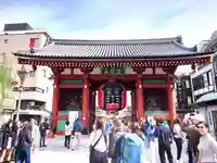 浅草寺の山門・神門