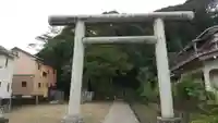 諏訪神社の鳥居