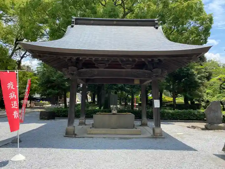 鑁阿寺の手水舎