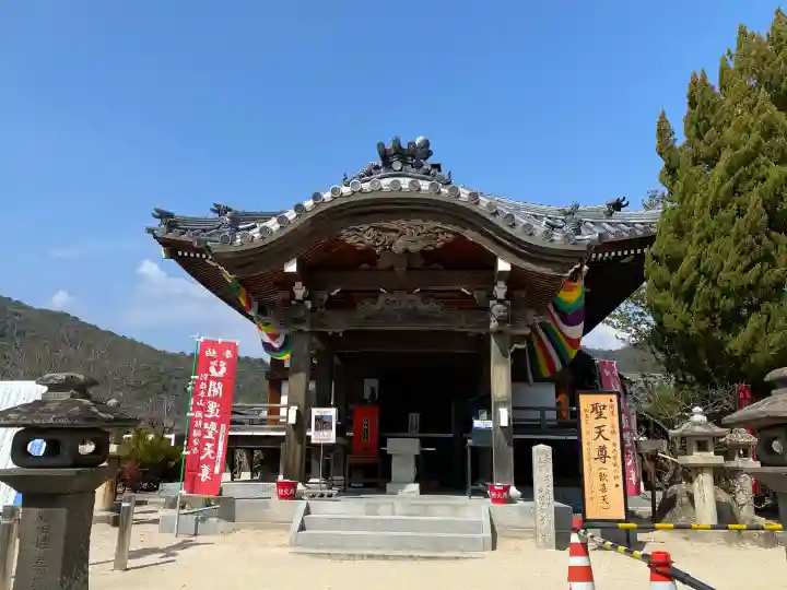 周防国分寺の{uncategorized: "未分類", other: "その他", undefined: "問題あり", building: "その他建物", grave: "お墓", sacred_gate: "鳥居", guardian: "狛犬", statue: "像", buddha: "仏像", history: "歴史", nature: "自然", garden: "庭園", animal: "動物", pagoda: "塔", temizu: "手水舎", mountain_gate: "山門・神門", sanctuary: "本殿・本堂", subordinate: "末社・摂社", art: "芸術", scenery: "景色", jizo: "地蔵", ema: "絵馬", goshuin: "御朱印", omikuji: "おみくじ", items: "授与品その他", amulet: "お守り", goshuincho: "御朱印帳", eats: "食事", festival: "お祭り", votive_dance: "神楽", shichigosan: "七五三参", wedding: "結婚式", experience: "体験その他", initially: "初詣", around: "周辺", anti_infection: "感染症対策"}