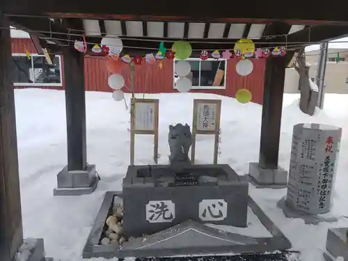 新川皇大神社の手水舎