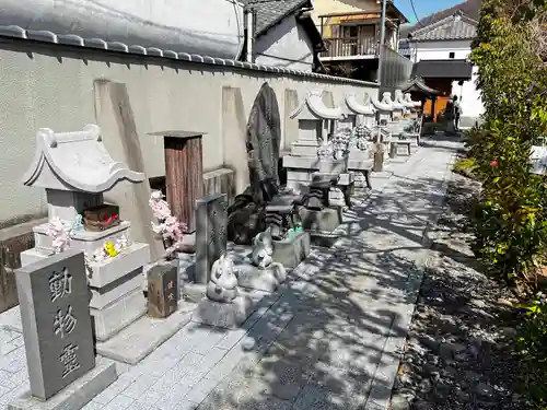 甲斐奈神社の末社