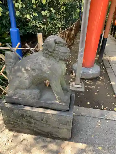 花園稲荷神社の狛犬