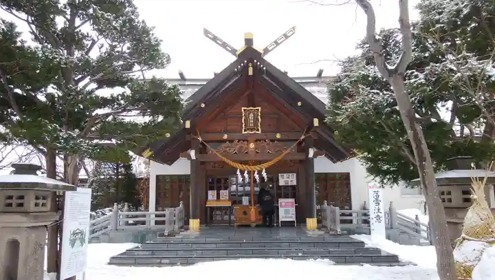 西野神社の本殿・本堂
