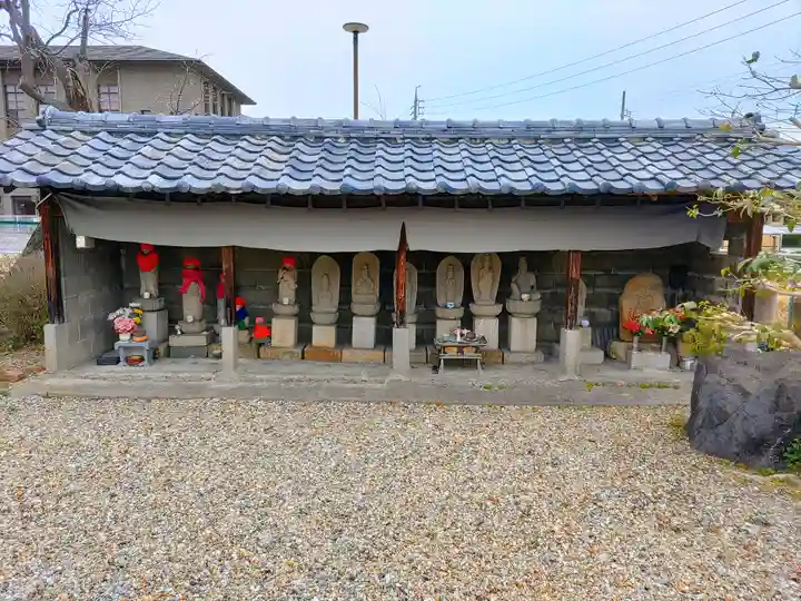 庄中観音堂の末社・摂社